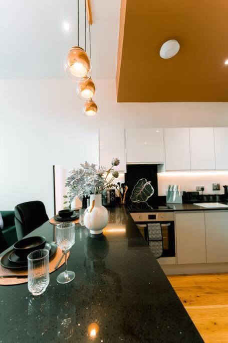 Dusk House - B'Ham Jq Townhouse Villa Birmingham Ngoại thất bức ảnh